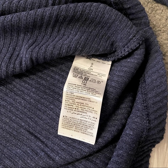 Navy crew-neck ribbed sweater - Picture 3 of 5